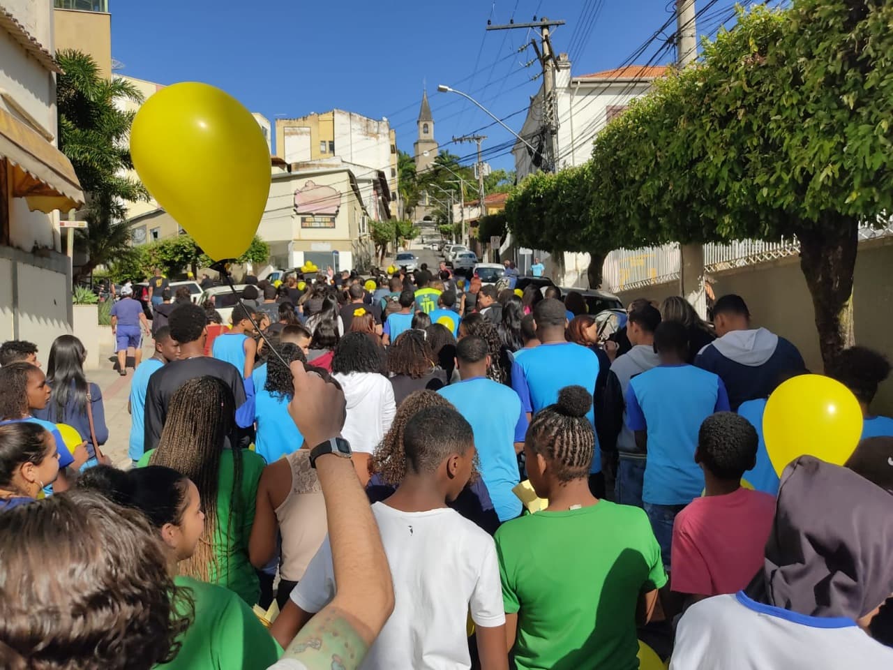 Prefeitura de Leopoldina realiza passeata no Dia Nacional de Combate ao Abuso e à Exploração Sexual