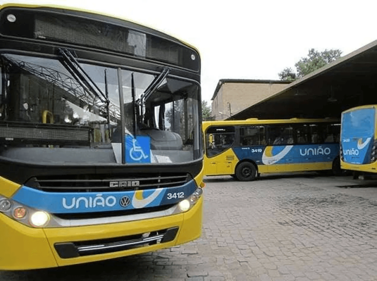 Transporte público gratuito aos domingos em Muriaé